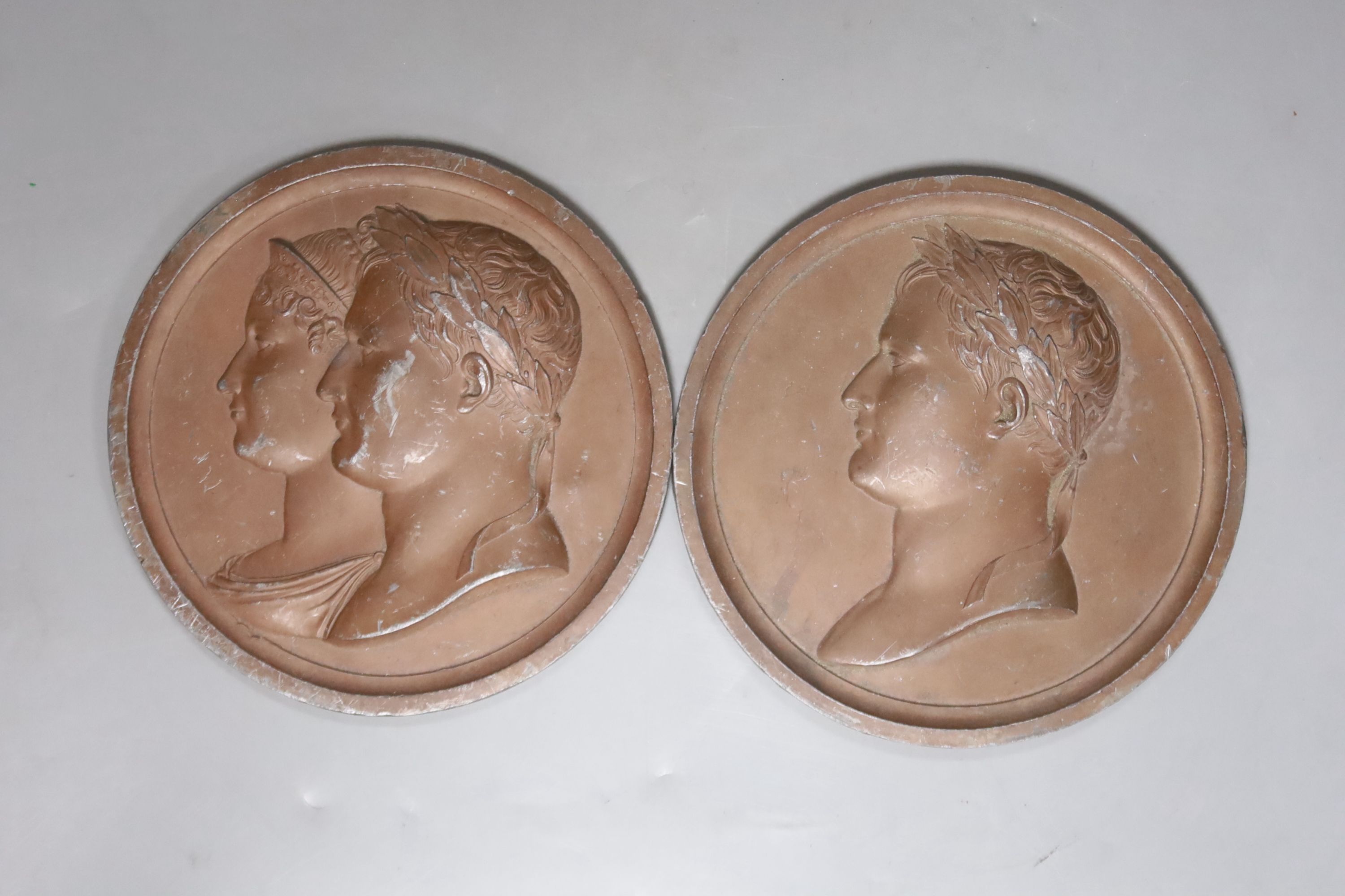 Two bronzed zinc alloy Napoleon portrait roundels, diameter 14cm